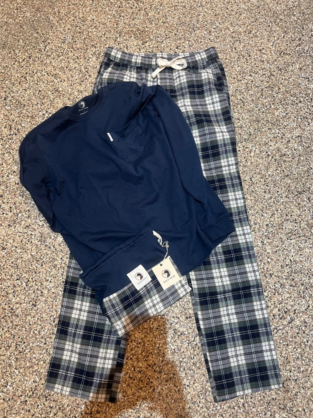 NWT Duck Head Men’s  Navy Blue Long-Sleeve Top & Plaid Pajama Pants Set